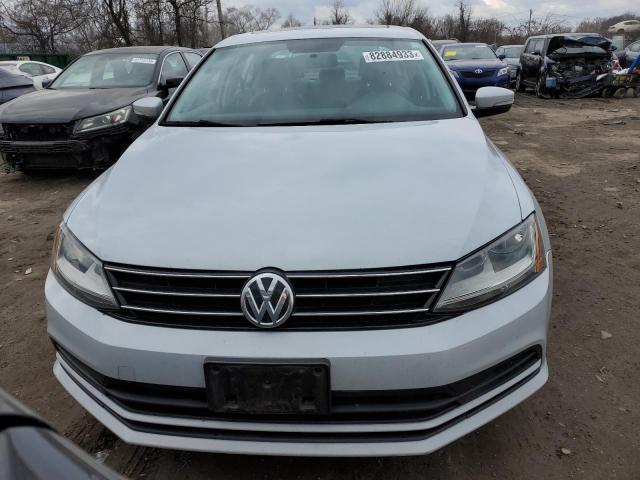 3VWDB7AJ5HM305270 - 2017 VOLKSWAGEN JETTA SE WHITE photo 5