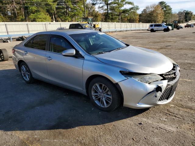 4T1BF1FK4GU554890 - 2016 TOYOTA CAMRY LE SILVER photo 4