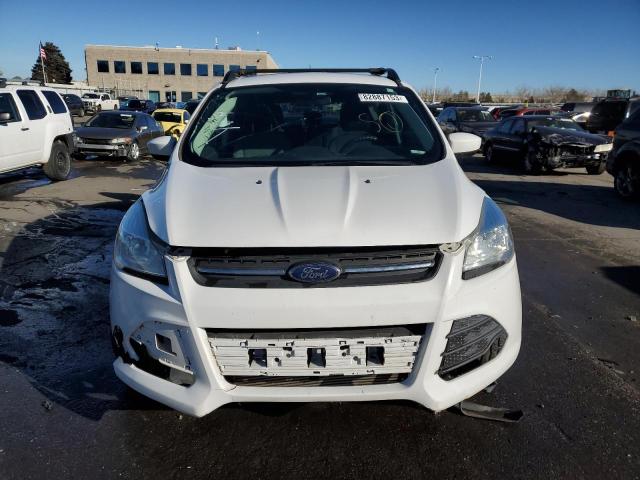 1FMCU9GX4GUC89262 - 2016 FORD ESCAPE SE WHITE photo 5