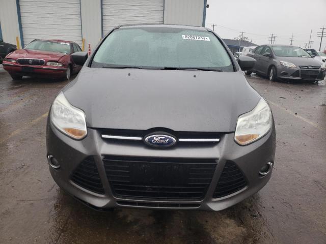 1FAHP3F21CL451259 - 2012 FORD FOCUS SE CHARCOAL photo 5