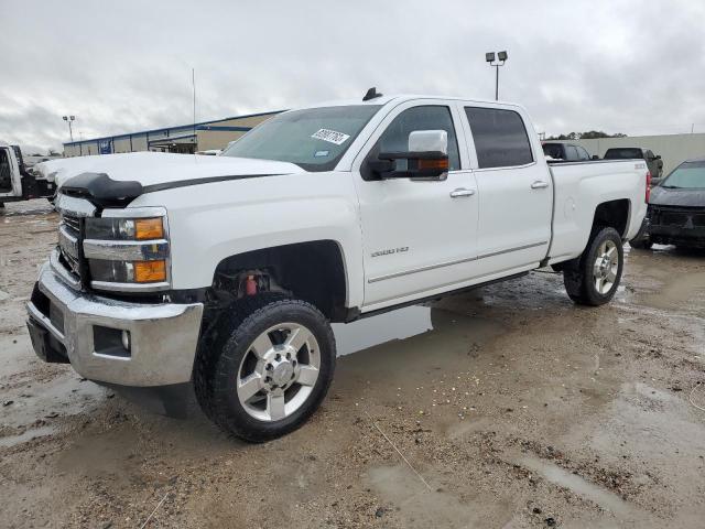 1GC1KWEG0HF185117 - 2017 CHEVROLET SILVERADO K2500 HEAVY DUTY LTZ WHITE photo 1