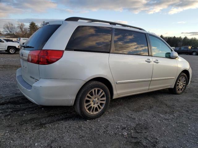 5TDBK22C97S001922 - 2007 TOYOTA SIENNA XLE WHITE photo 3