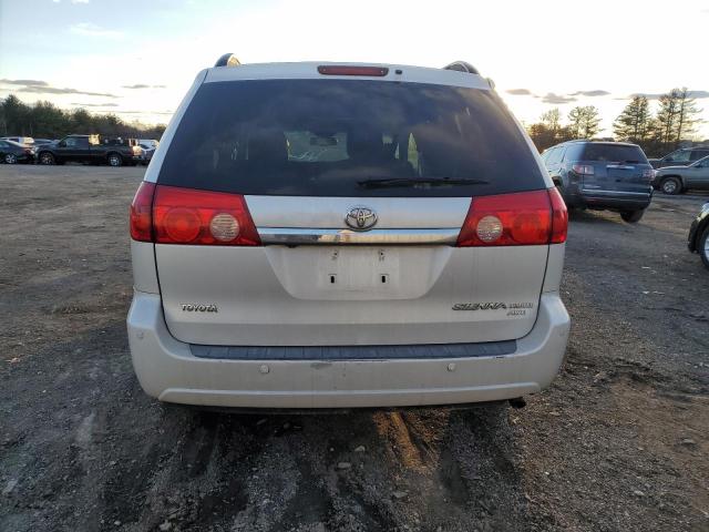 5TDBK22C97S001922 - 2007 TOYOTA SIENNA XLE WHITE photo 6