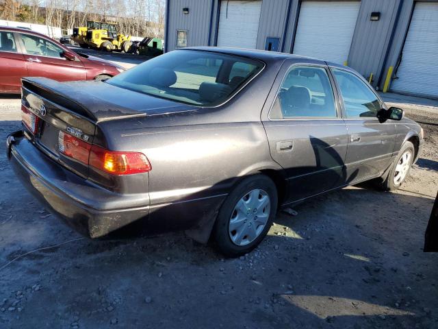 4T1BG22K2YU927709 - 2000 TOYOTA CAMRY CE GRAY photo 3