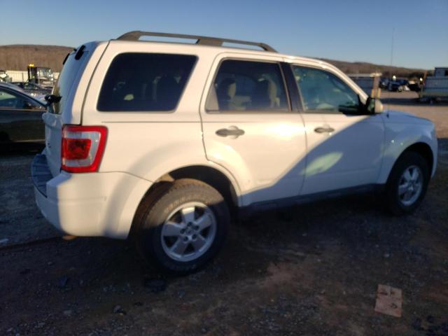 1FMCU9D79BKC38221 - 2011 FORD ESCAPE XLT WHITE photo 3