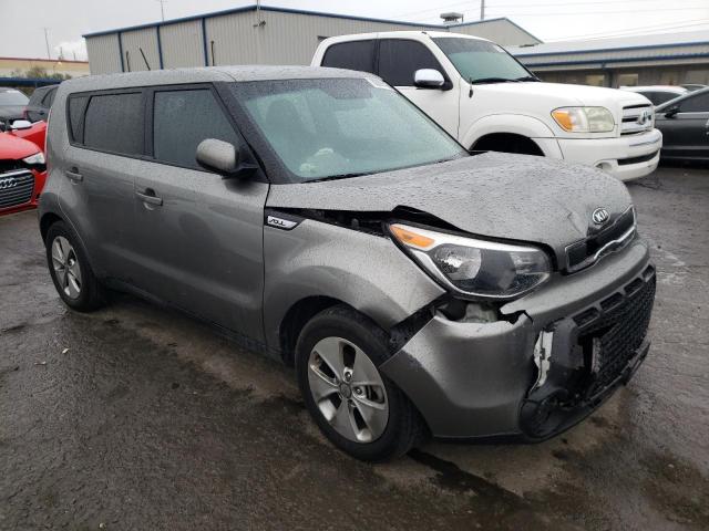 KNDJN2A26G7392341 - 2016 KIA SOUL SILVER photo 4