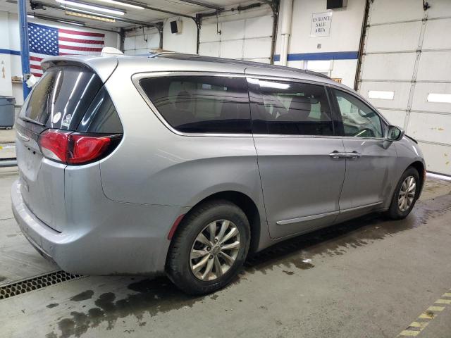 2C4RC1BG9HR747337 - 2017 CHRYSLER PACIFICA TOURING L SILVER photo 3
