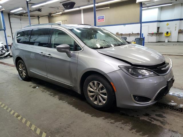 2C4RC1BG9HR747337 - 2017 CHRYSLER PACIFICA TOURING L SILVER photo 4
