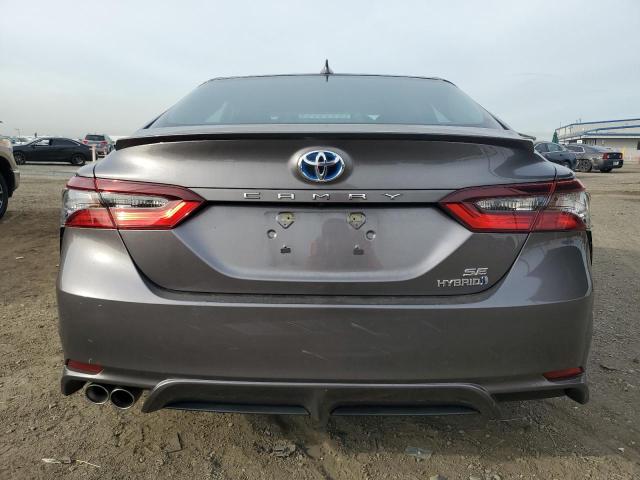 4T1G31AK4RU066760 - 2024 TOYOTA CAMRY SE NIGHT SHADE SILVER photo 6