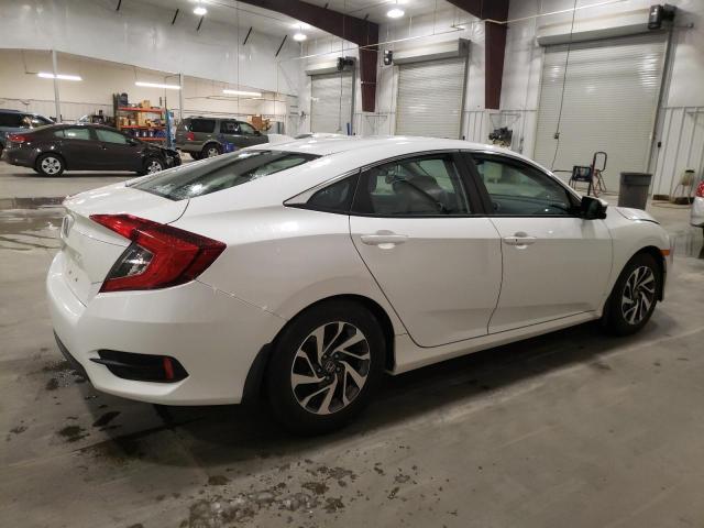 2HGFC2F74JH522176 - 2018 HONDA CIVIC EX WHITE photo 3