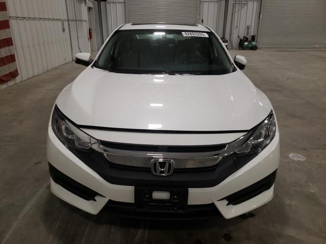 2HGFC2F74JH522176 - 2018 HONDA CIVIC EX WHITE photo 5