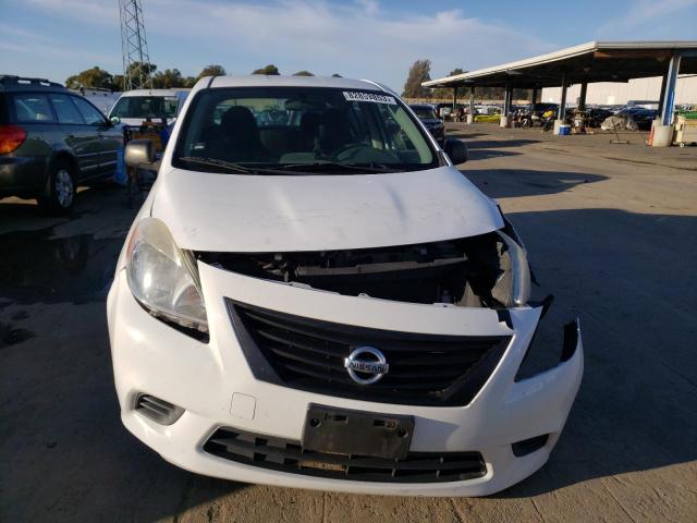 3N1CN7AP6EL834595 - 2014 NISSAN VERSA S WHITE photo 5