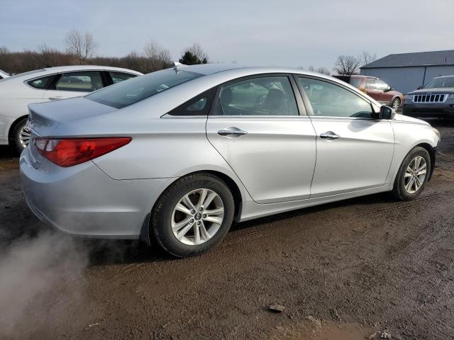 5NPEC4AC0DH643695 - 2013 HYUNDAI SONATA SE SILVER photo 3