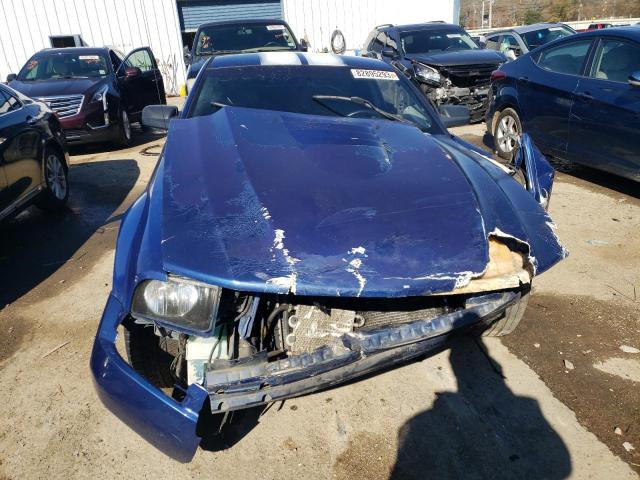 1ZVFT80N275244383 - 2007 FORD MUSTANG BLUE photo 5