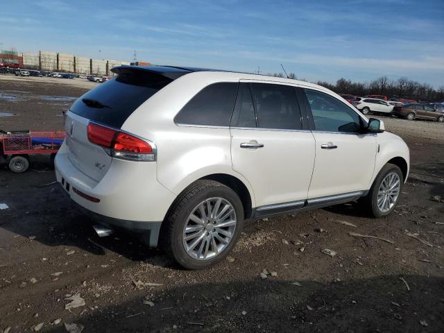 2LMDJ6JK5BBJ14157 - 2011 LINCOLN MKX WHITE photo 3