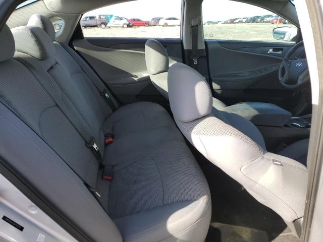 5NPEB4AC5DH744203 - 2013 HYUNDAI SONATA GLS SILVER photo 10