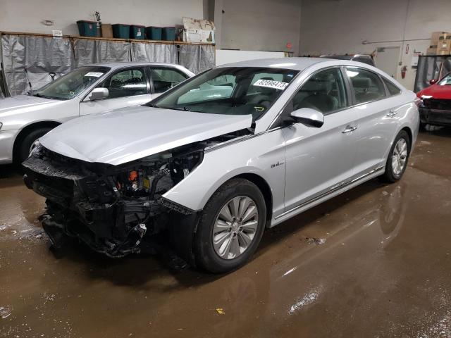 KMHE24L34HA070843 - 2017 HYUNDAI SONATA HYBRID SILVER photo 1