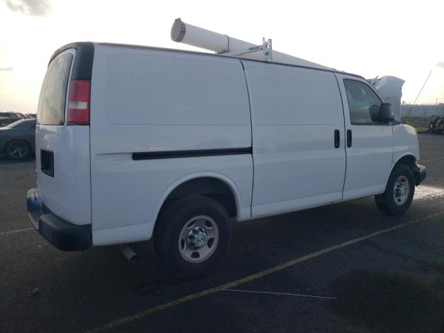 1GCWGAFF4G1320367 - 2016 CHEVROLET EXPRESS G2 WHITE photo 3