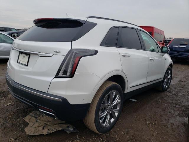 1GYKNGRS0MZ104667 - 2021 CADILLAC XT5 SPORT WHITE photo 3