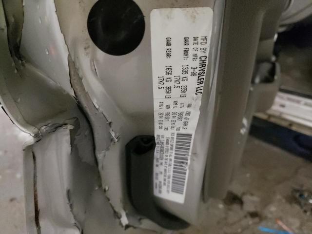 1J8HG48K88C215320 - 2008 JEEP COMMANDER SPORT Srebrny zdjęcie 13