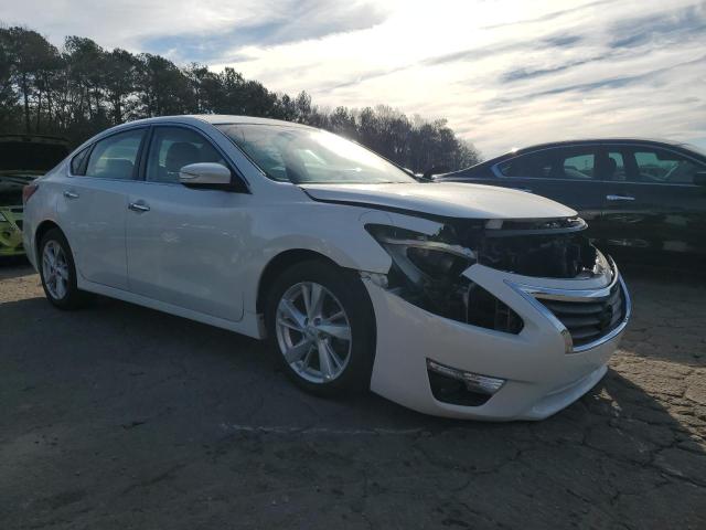 1N4AL3AP4EC138144 - 2014 NISSAN ALTIMA 2.5 WHITE photo 4