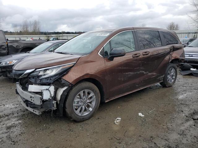 5TDKRKECXNS086516 - 2022 TOYOTA SIENNA LE BROWN photo 1