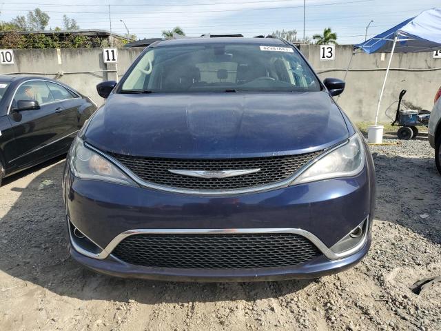 2C4RC1EG8HR676983 - 2017 CHRYSLER PACIFICA TOURING L PLUS BLUE photo 5