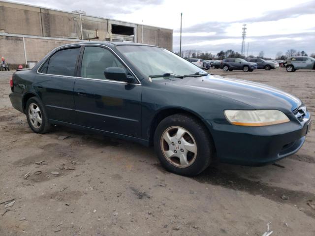 1HGCG5559WA043850 - 1998 HONDA ACCORD EX GREEN photo 4