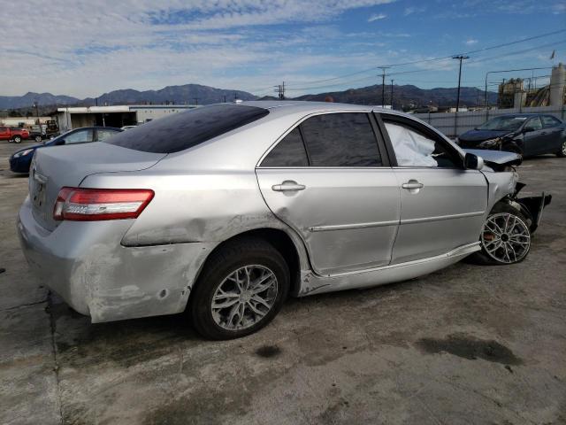 4T4BF3EK9BR126373 - 2011 TOYOTA CAMRY BASE SILVER photo 3