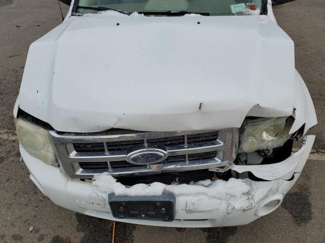 1FMCU93188KD57853 - 2008 FORD ESCAPE XLT WHITE photo 11