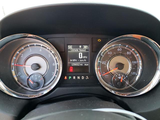 2A4RR8DG2BR786020 - 2011 CHRYSLER TOWN & COU TOURING L WHITE photo 9