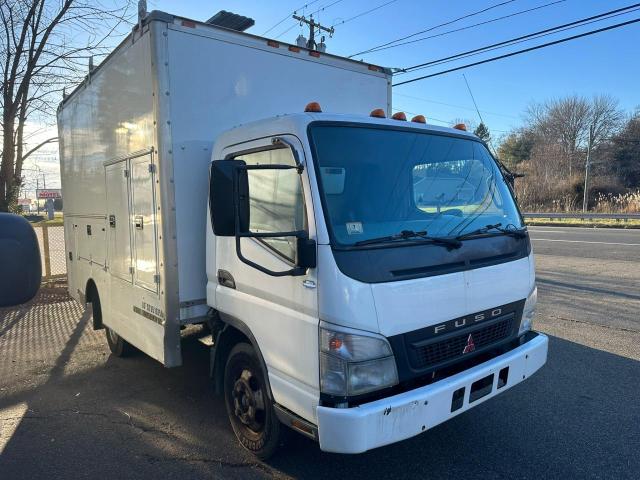 JL6BBD1S87K009206 - 2007 MITSUBISHI FE 84D WHITE photo 4