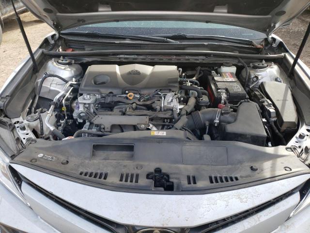 4T1B11HKXJU147675 - 2018 TOYOTA CAMRY L GRAY photo 11