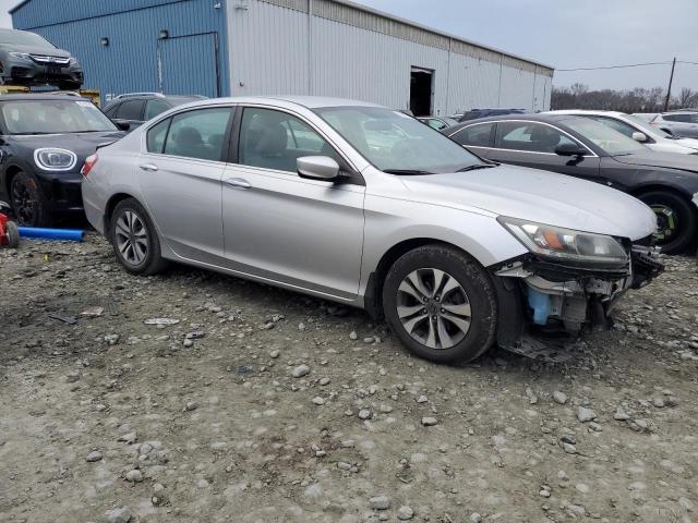 1HGCR2F34FA021292 - 2015 HONDA ACCORD LX SILVER photo 4