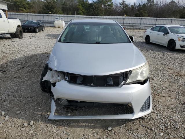 4T4BF1FK8CR248341 - 2012 TOYOTA CAMRY BASE SILVER photo 5