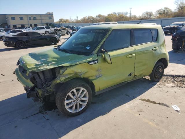 KNDJP3A54J7900484 - 2018 KIA SOUL + GREEN photo 1