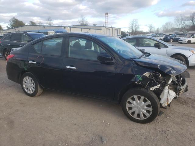 3N1CN7AP7JL884836 - 2018 NISSAN VERSA S BLACK photo 4