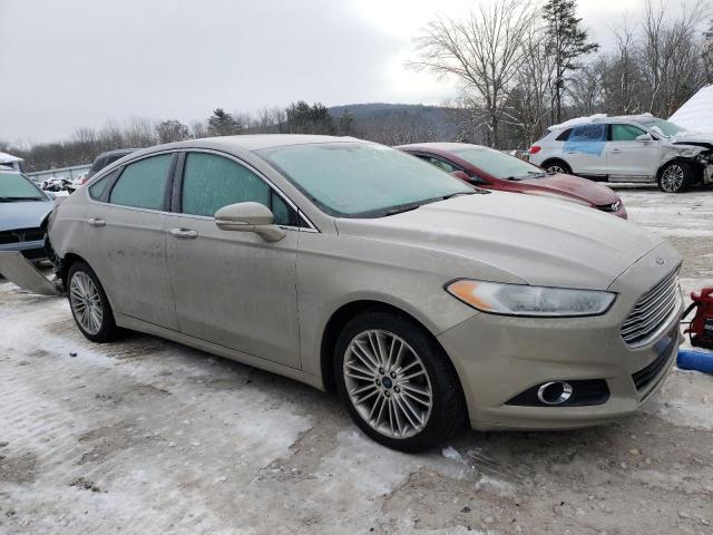 3FA6P0T93GR137398 - 2016 FORD FUSION SE TAN photo 4