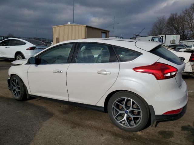 1FADP3N25JL264099 - 2018 FORD FOCUS TITANIUM WHITE photo 2