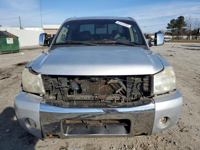 1N6AA07A74N593202 - 2004 NISSAN TITAN XE SILVER photo 5