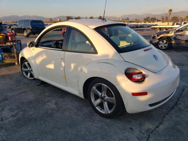 3VWFG31C38M511997 - 2008 VOLKSWAGEN NEW BEETLE TRIPLE WHITE WHITE photo 2