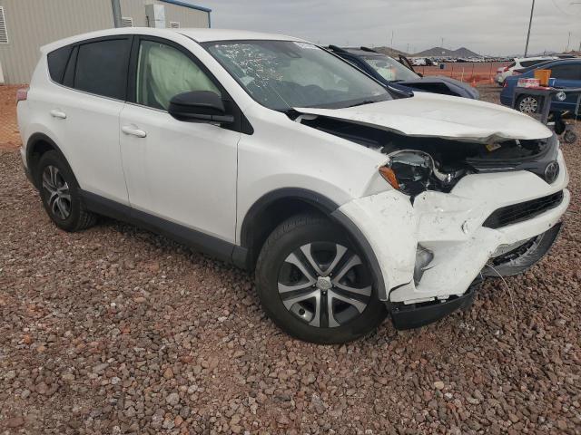 JTMZFREVXJJ154256 - 2018 TOYOTA RAV4 LE WHITE photo 4