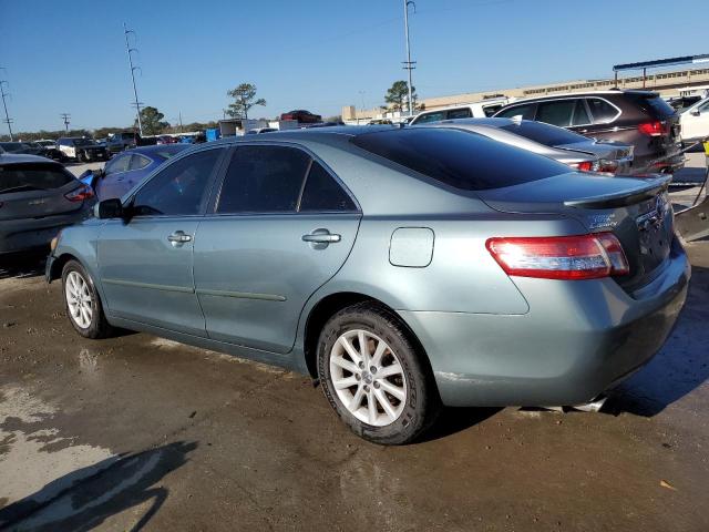 4T1BK3EK4AU605627 - 2010 TOYOTA CAMRY SE TEAL photo 2