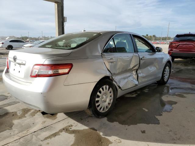 4T1BF3EK6AU537948 - 2010 TOYOTA CAMRY BASE SILVER photo 3