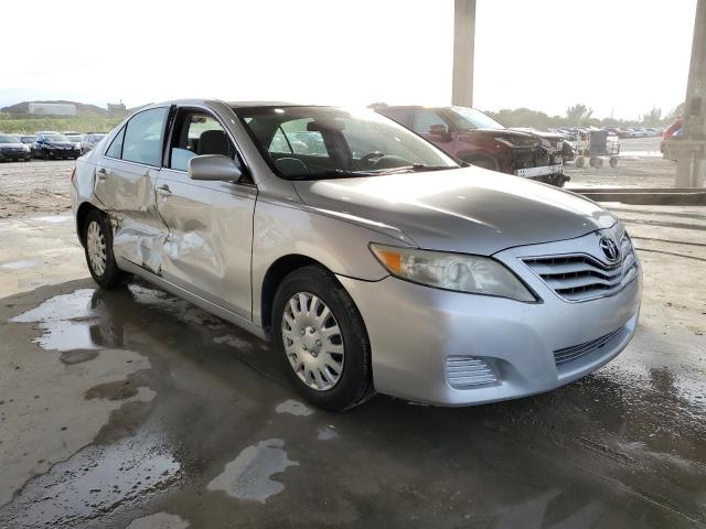 4T1BF3EK6AU537948 - 2010 TOYOTA CAMRY BASE SILVER photo 4