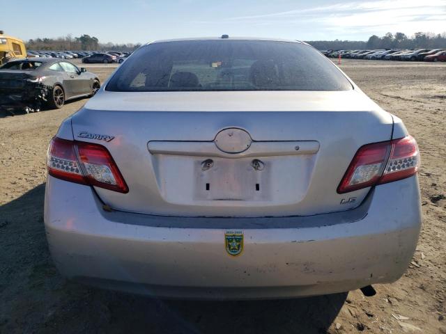 4T1BF3EK7BU178305 - 2011 TOYOTA CAMRY BASE SILVER photo 6