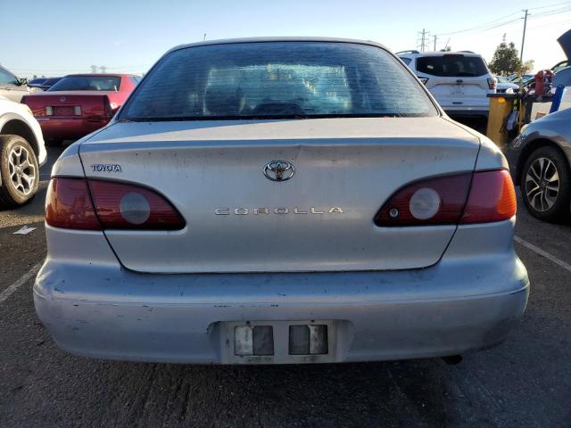 1NXBR12E21Z515780 - 2001 TOYOTA COROLLA CE SILVER photo 6