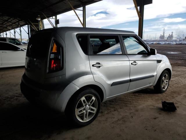 KNDJT2A2XB7308357 - 2011 KIA SOUL + GRAY photo 3