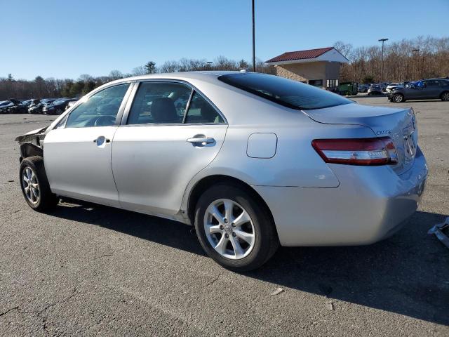 4T4BF3EK4BR179773 - 2011 TOYOTA CAMRY BASE SILVER photo 2