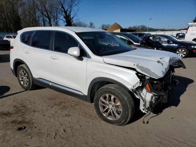 5NMS2CAD5KH115380 - 2019 HYUNDAI SANTA FE SE WHITE photo 4